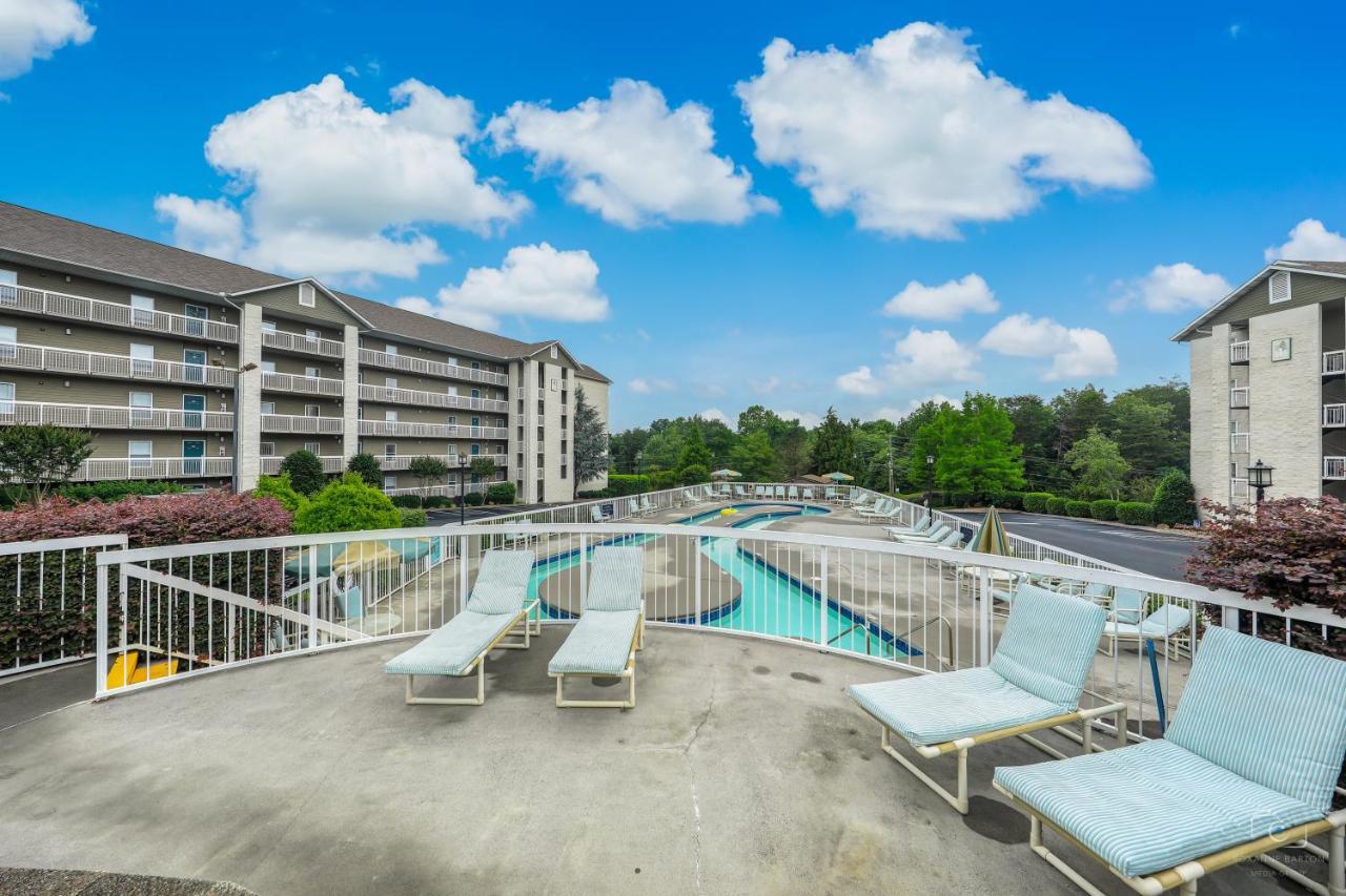 Lazy Bear Whispering Pines 111 Apartment Pigeon Forge Exterior photo