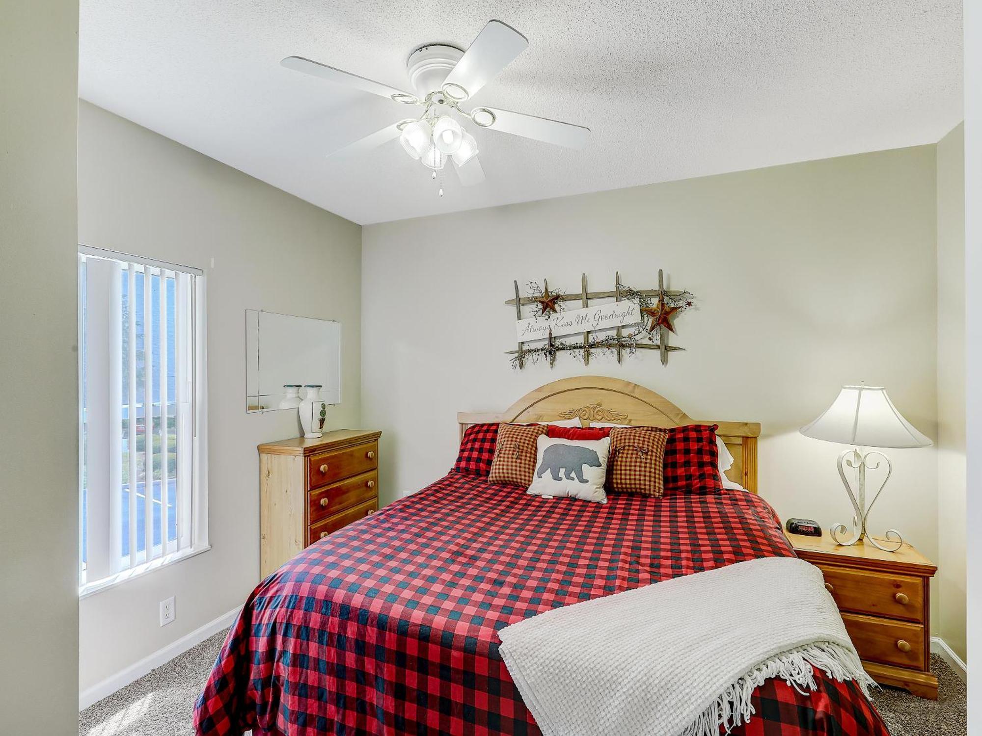 Lazy Bear Whispering Pines 111 Apartment Pigeon Forge Exterior photo